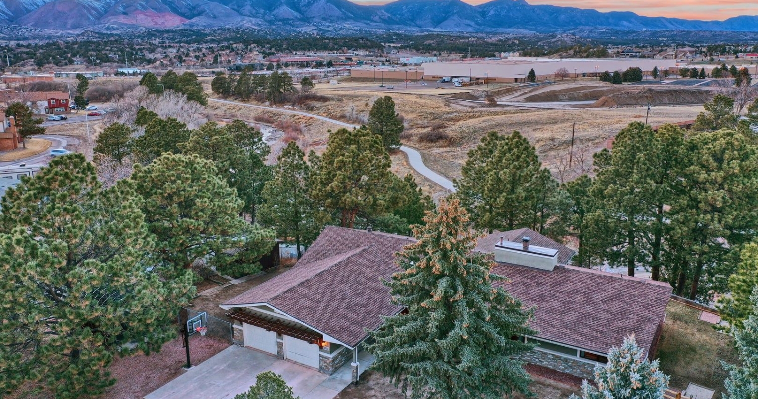 1310 Dublin Blvd., Colorado Springs, CO 80918 Make Your Best Move