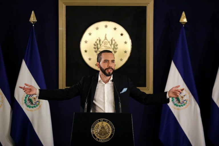 El Salvador schools to require military-style inspections