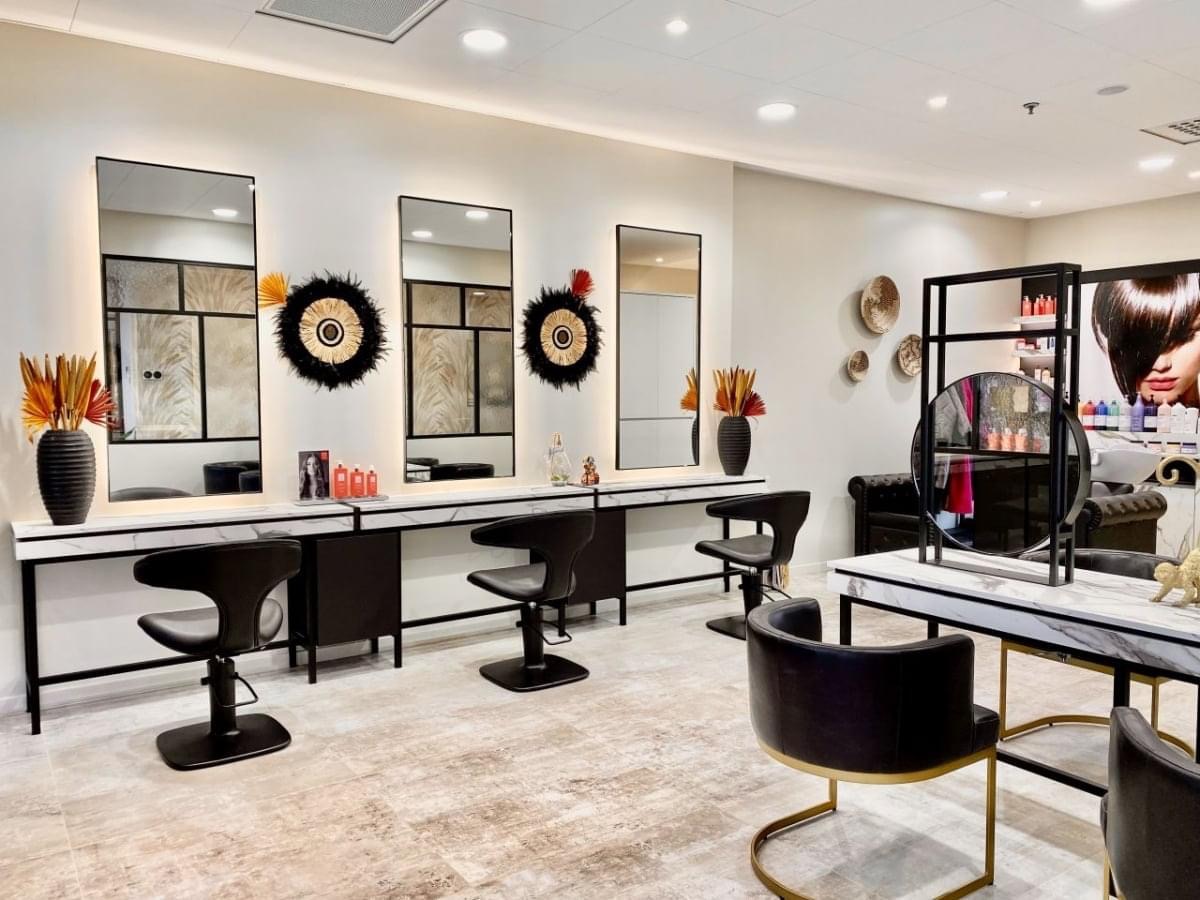 1987 COIFFEUSE & ESTETIQUE Maletti