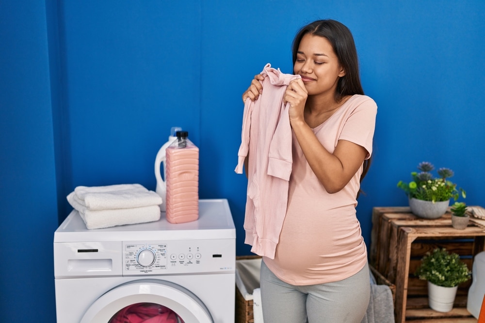 Craving the Smell of Laundry Detergent and Soap While Pregnant Mama