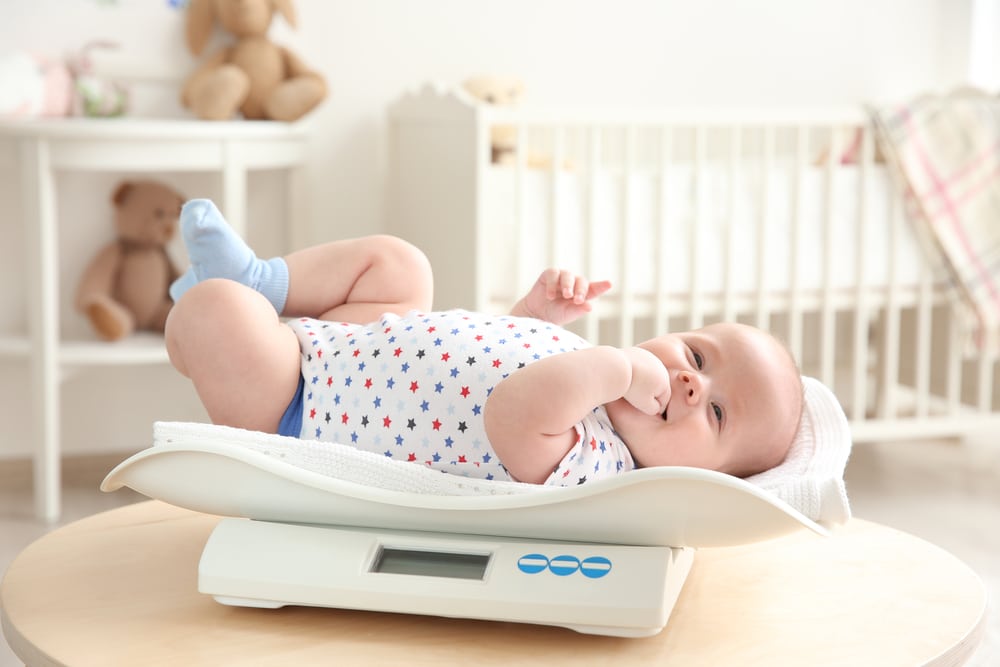How To Weigh Baby At Home? Important Ways Mama Adoptation