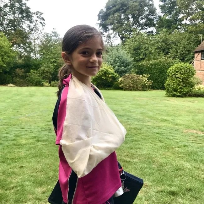 Notre vie en Angleterre 76 et un bras dans le plâtre