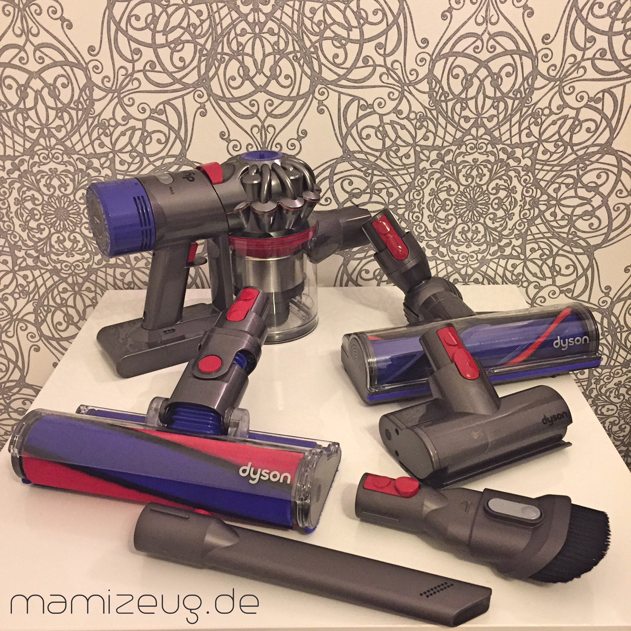 Dyson Akkusauger v8 absolute im Test mamizeug.de Mamablog