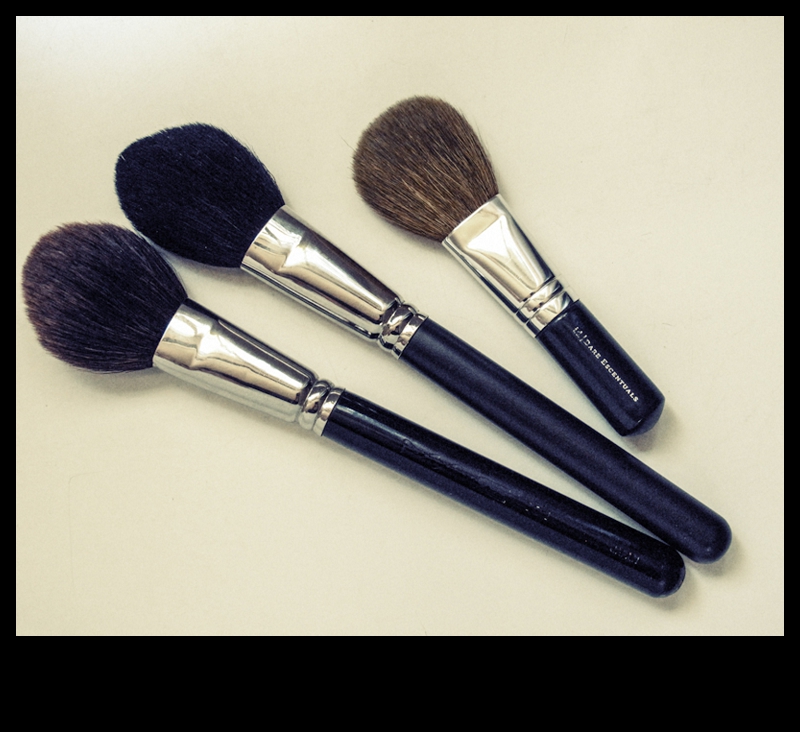 Makeup Brush Tips from Celebrity Pro/Makeup Artist Karen Hall