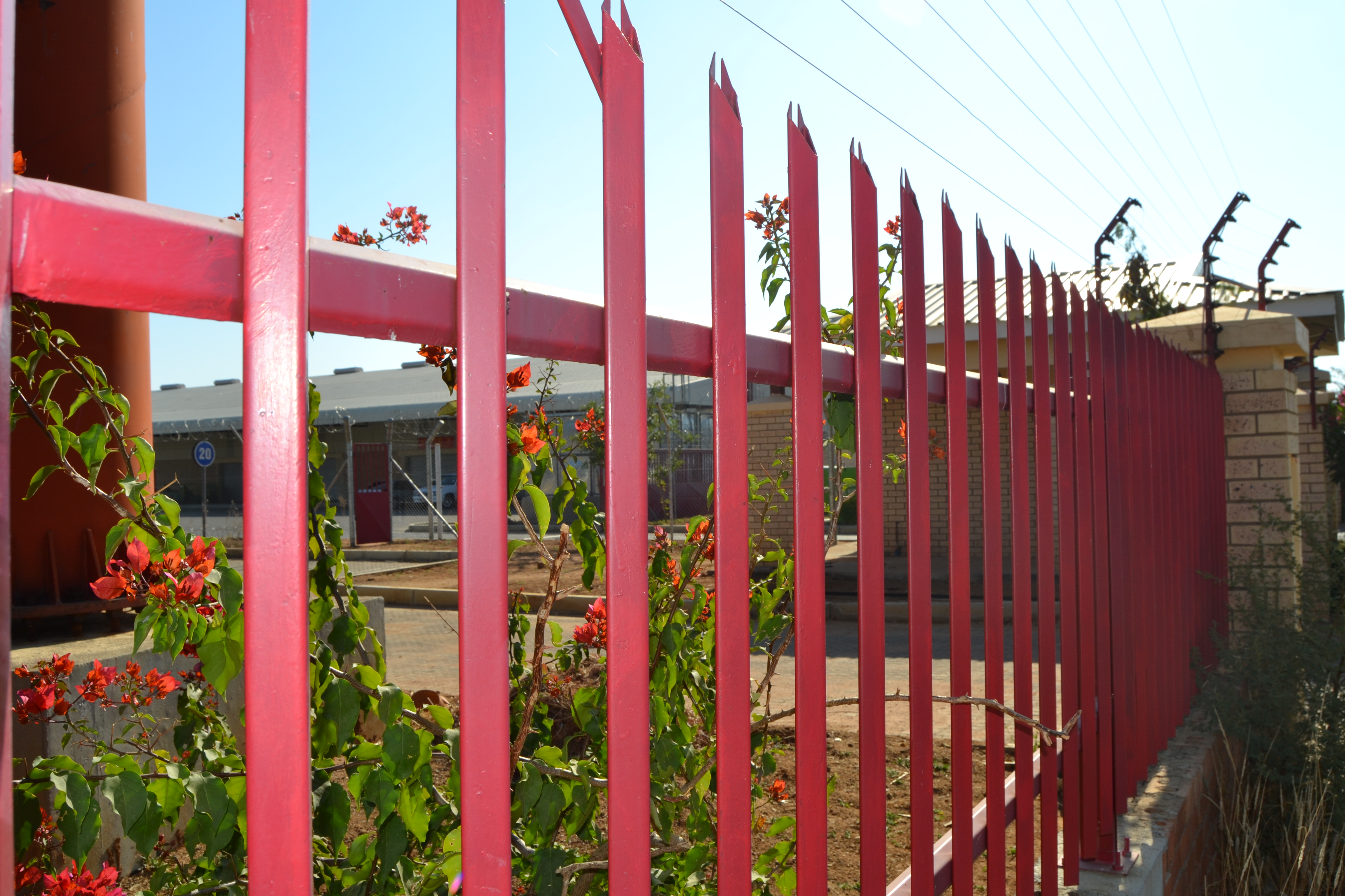 Palisade Fencing Manase