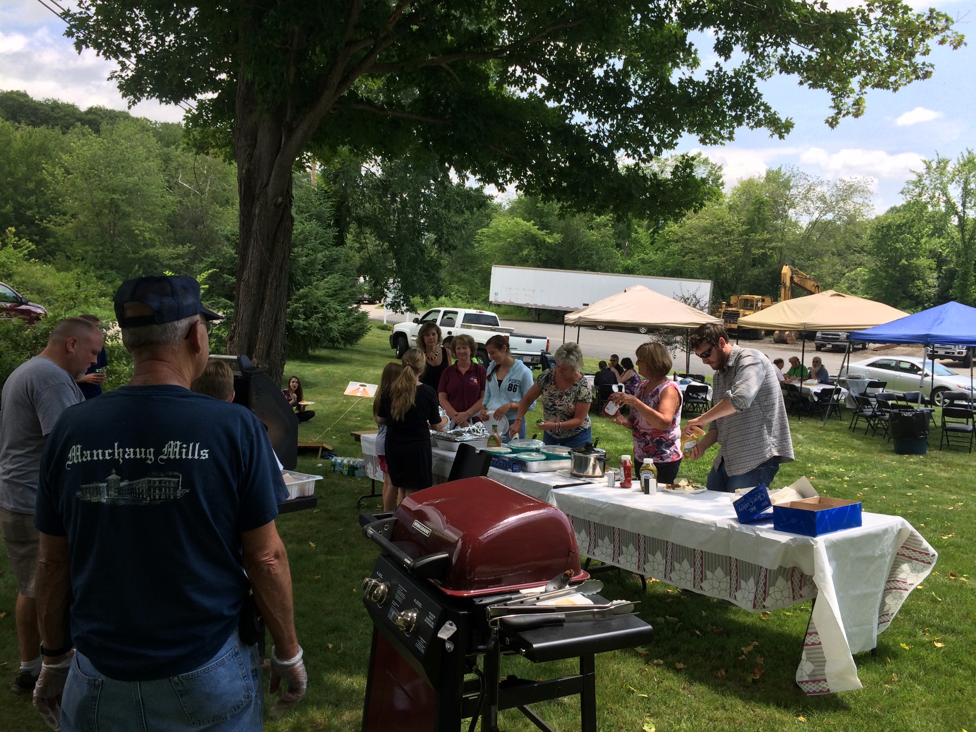 Tenant Appreciation Cookout 2017 Manchaug Mills