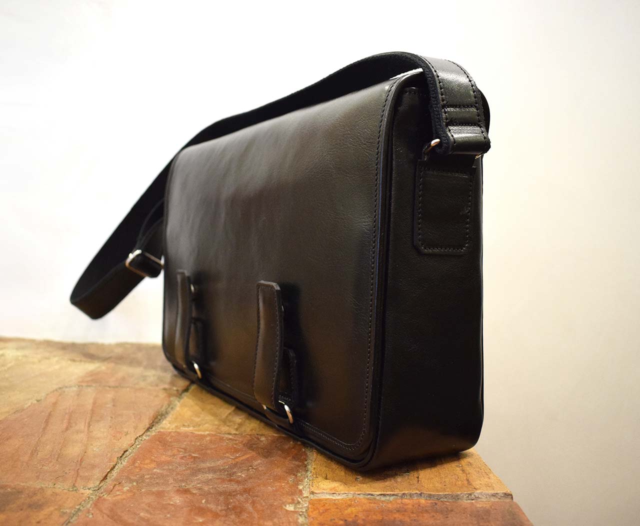 Securitas Mancini Leather Handmade Italian Leather Bags