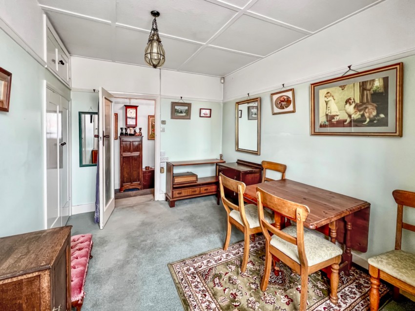 Portland Avenue, Gravesend, Kent, DA12, 2 bedroom, SemiDetached Bungalow