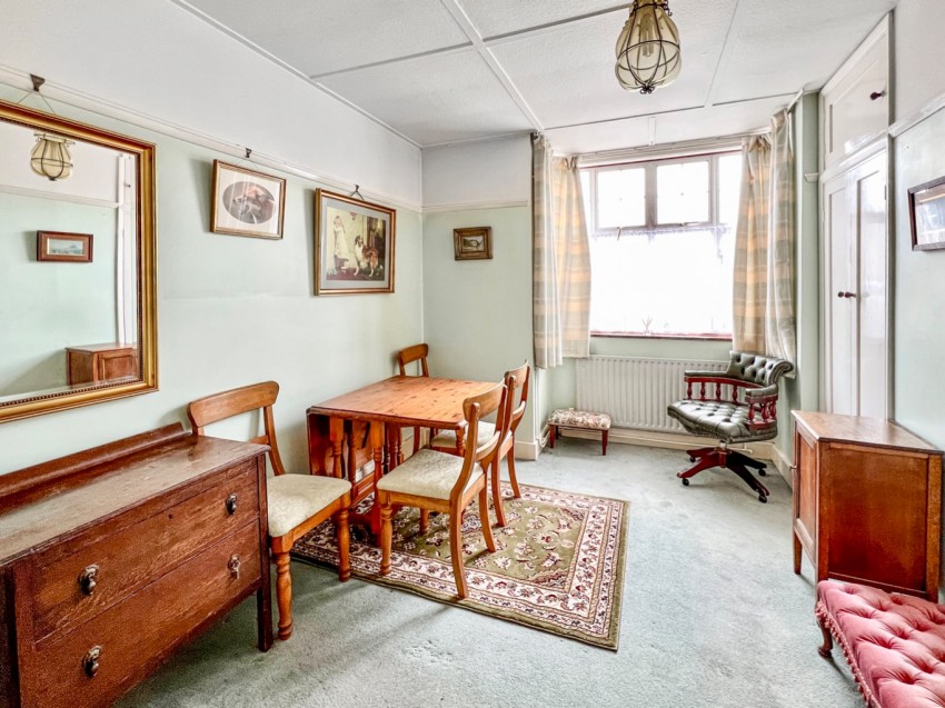 Portland Avenue, Gravesend, Kent, DA12, 2 bedroom, SemiDetached Bungalow