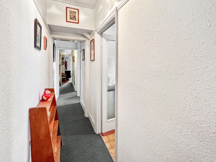 Portland Avenue, Gravesend, Kent, DA12, 2 bedroom, SemiDetached Bungalow