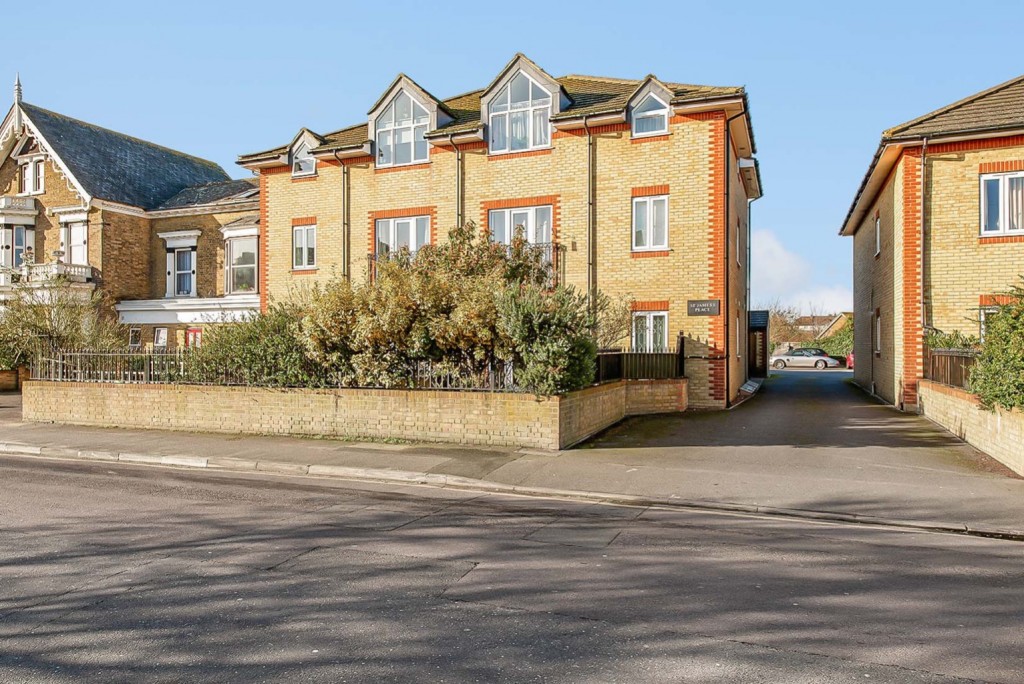 St James's Place, Lennox Road, Gravesend, DA11, 2 bedroom, Apartment