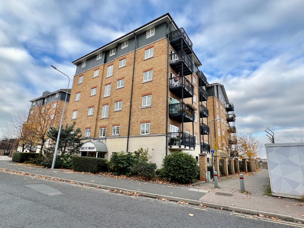Baltic Wharf, Clifton Marine Parade, Gravesend, Kent, DA11 0DR, 2