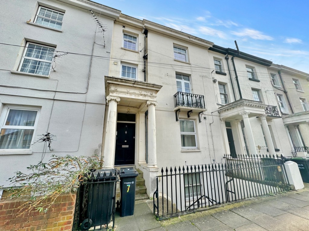 Burch Road, Northfleet, Gravesend, Kent, DA11, 1 bedroom, Flat