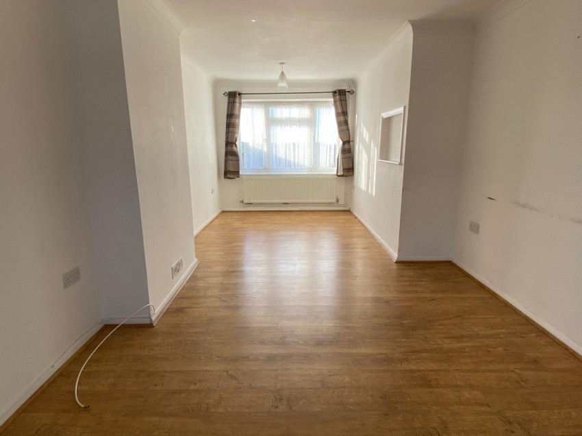 Cirrus Crescent, Gravesend, Kent, DA12 4QS, 3 bedroom, Terraced