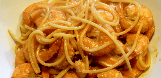 Spaghetti ai gamberi profumati al curry