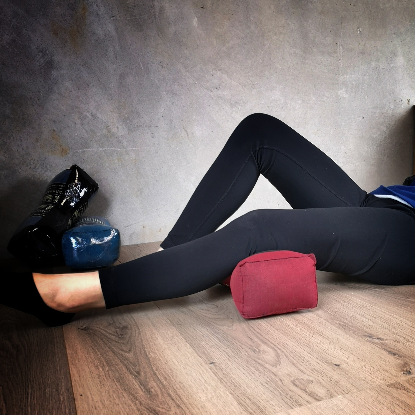 Yoga Bolster Bone Shape Neck Cushion Meditation Sitting Cushion Kapok