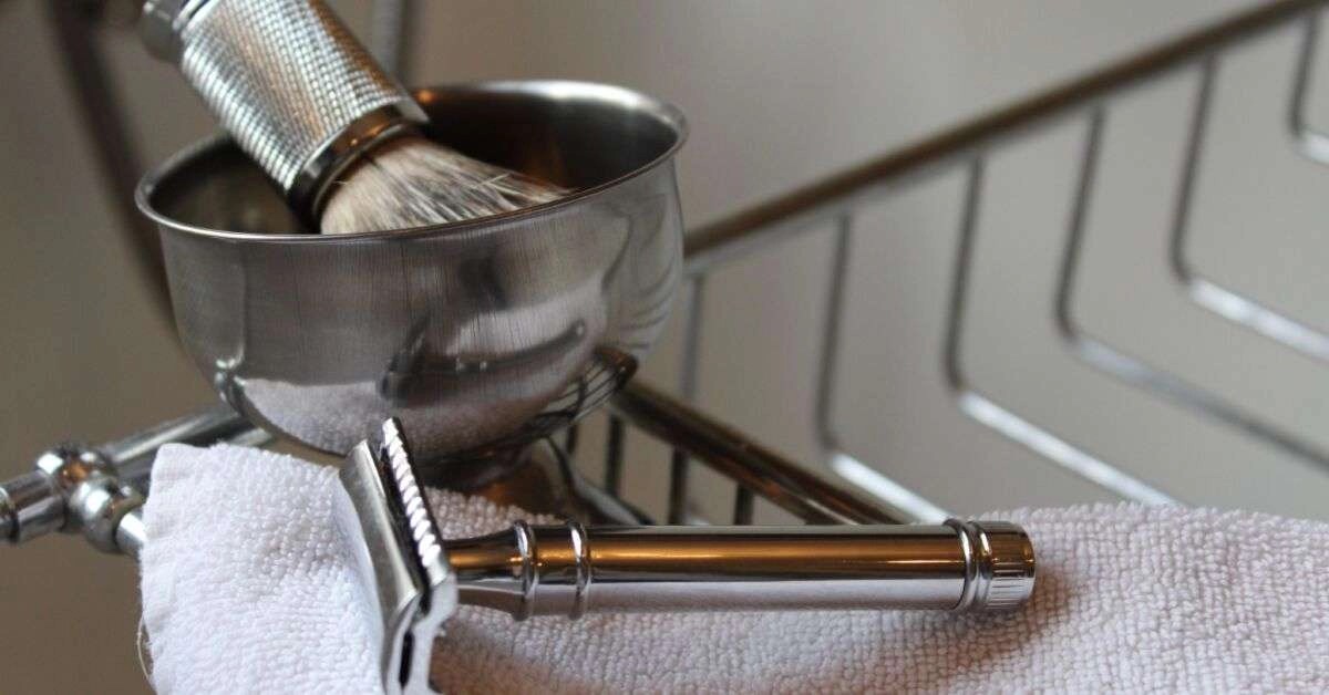 How to Shave with a Safety Razor The Right Way Manly Stuff Luxury