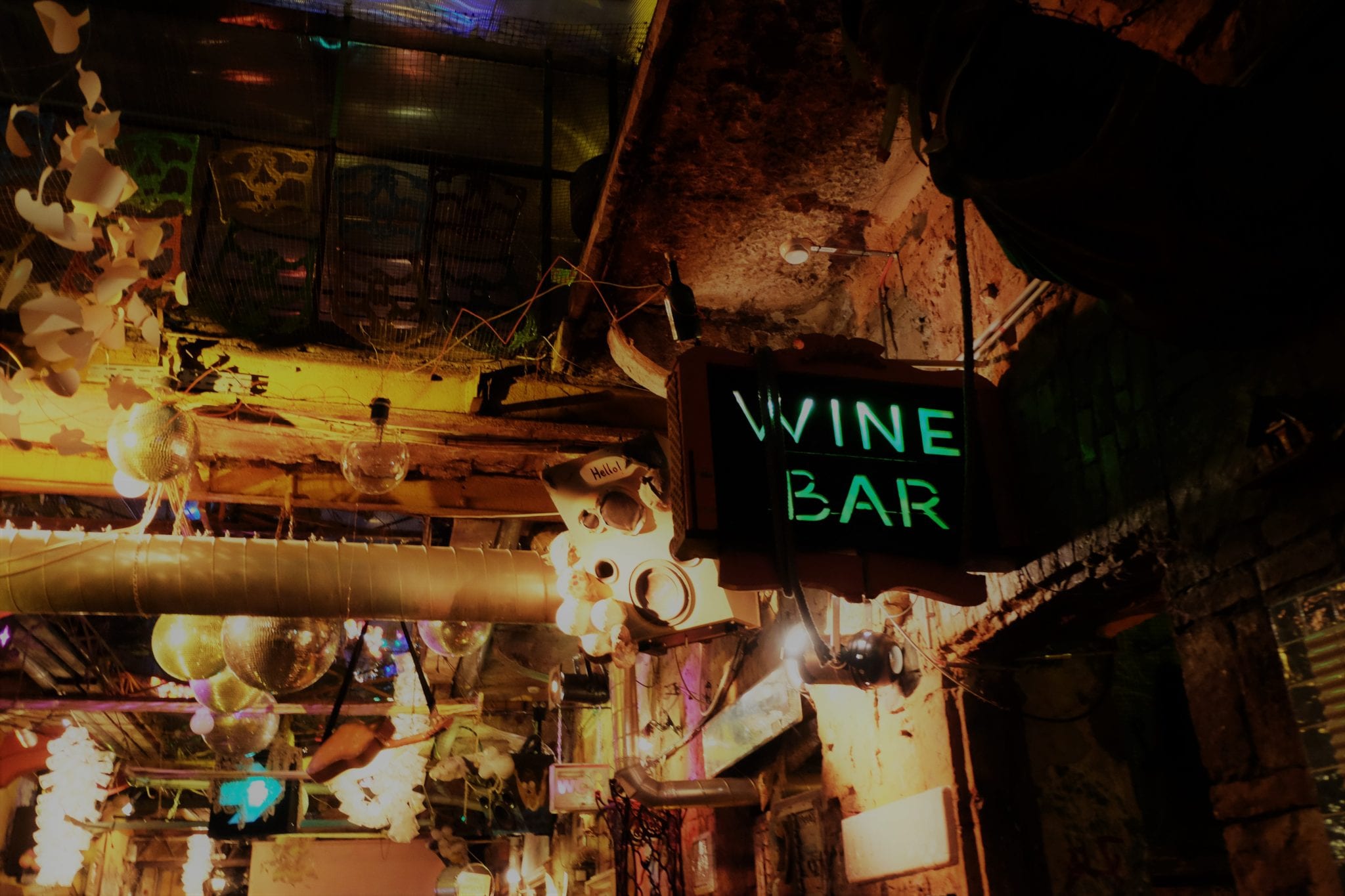 The Best Ruin Bars In Budapest As By A Local Man Vs Globe