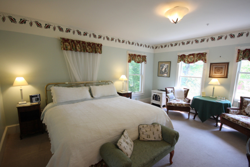 Photo Gallery Guest Rooms Augusta Maine Bed and Breakfast Lodging