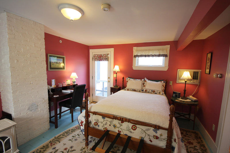 Photo Gallery Guest Rooms Augusta Maine Bed and Breakfast Lodging