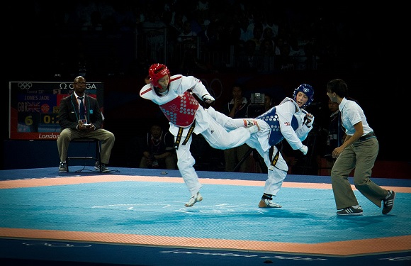 20 Deadly Fighting Techniques from Around the World Mappr