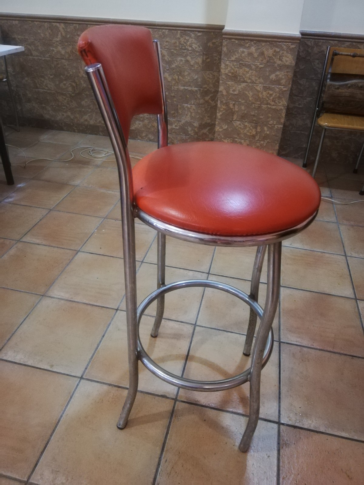 5 TABURETES DE BAR Maquinaria de Hostelería Ocasión