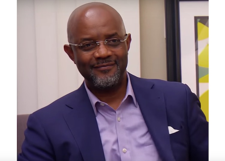 Pastor Calvin Roberson Age, Wife Married【 Wikipedia worth, Family(04)