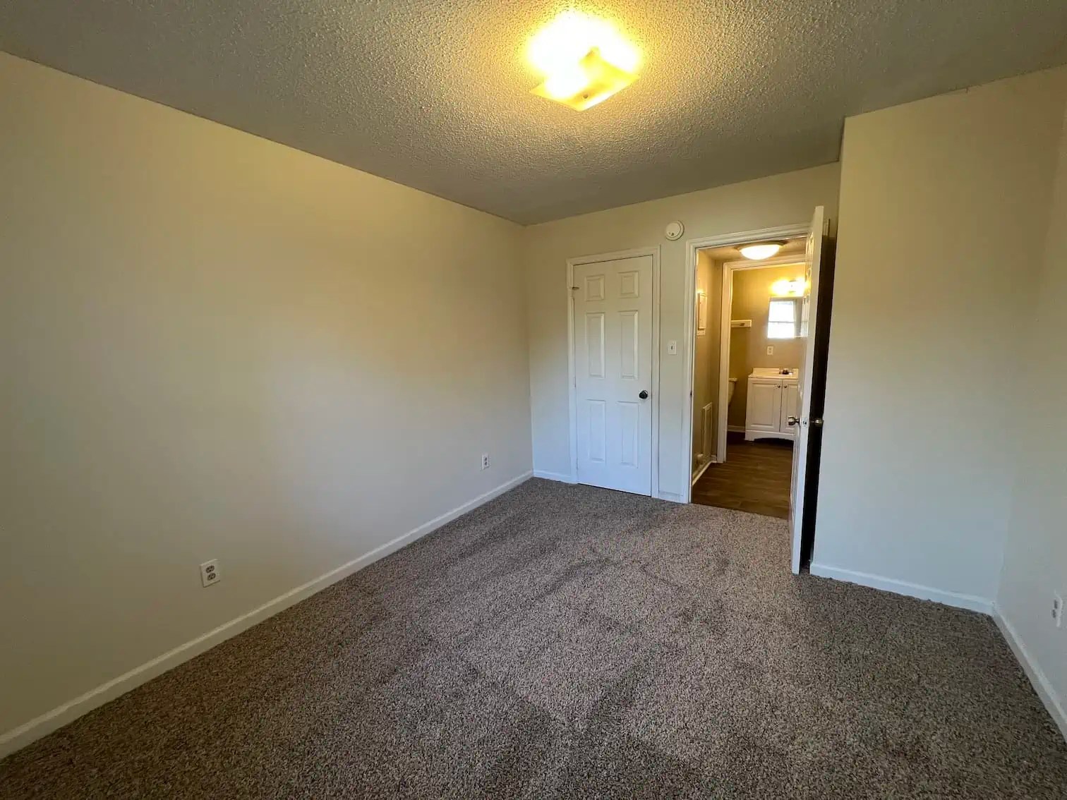 4007F McIntosh Street, Greensboro, NC 27407 Marathon Property