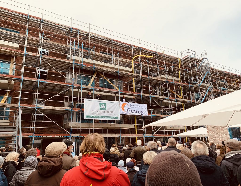 Pages related to fluwog login are also listed. Richtfest für neue Fluwog-Wohnanlage in Niendorf