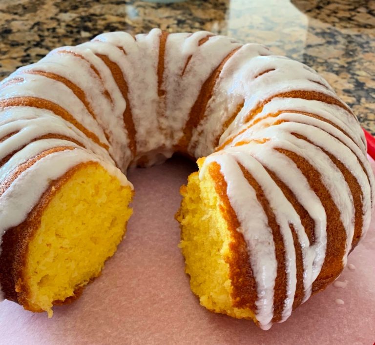 Moist and Delicious Lemon Bundt Cake Maria's Kitchen