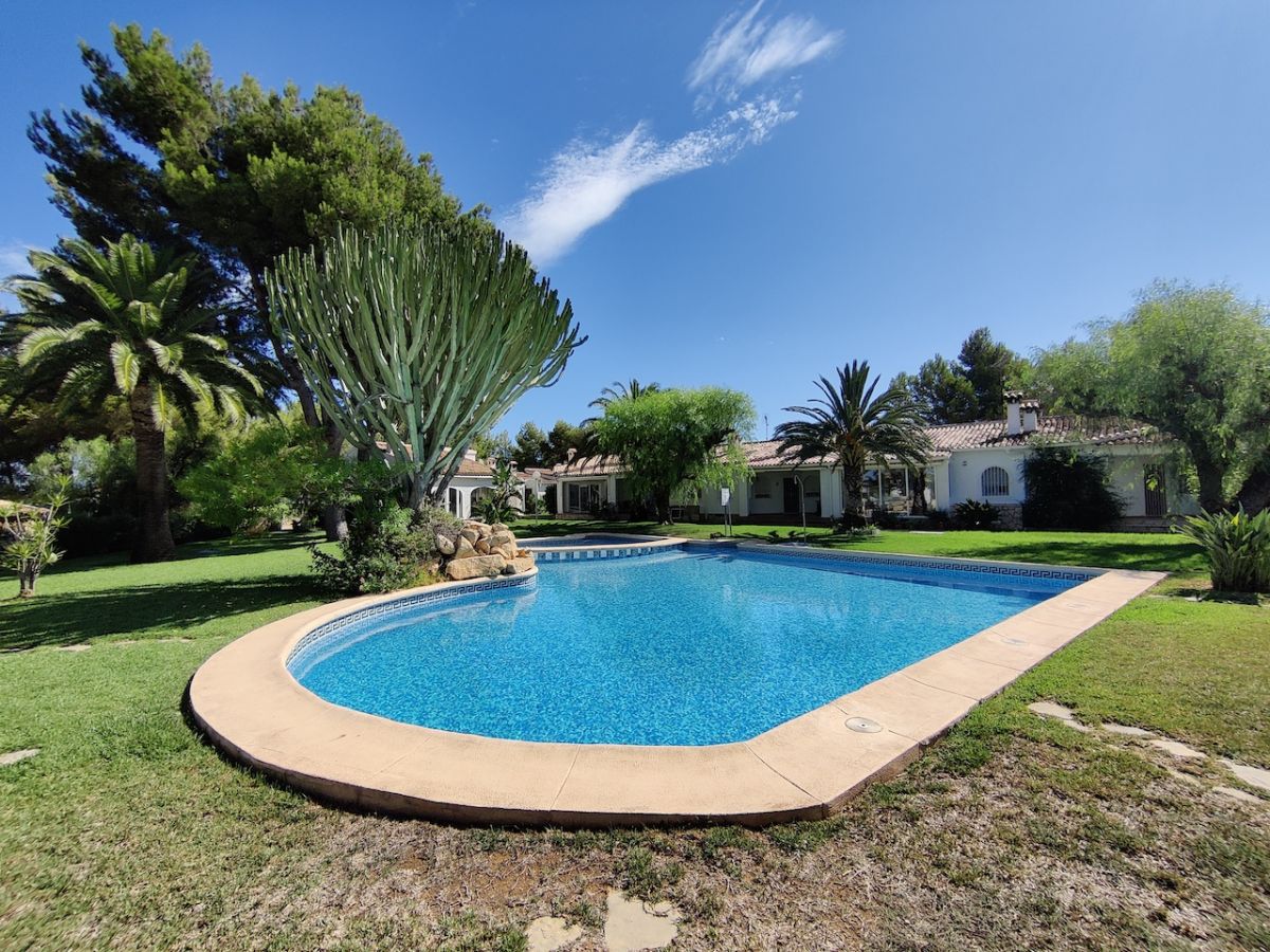 Townhouse for Rent in Denia, Alicante Province, 2 bedrooms Ref MA1043