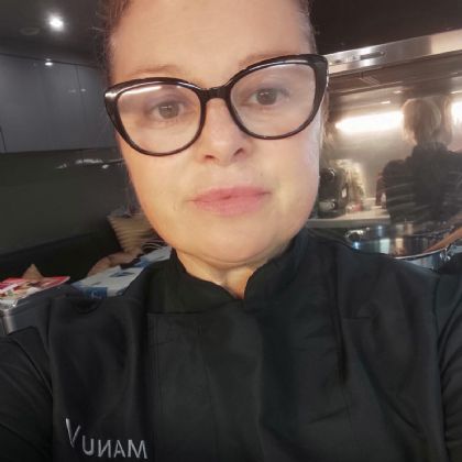 Marineria.it | 63536 | Cuoco Professionista Per Yacht E Imbarcazioni Da Diporto | Pietrasanta| Gente Di Mare Di Viareggio | 11 Anni Di Navigazione Effettiva | Non Fumatrice| 420_x_420_jpg