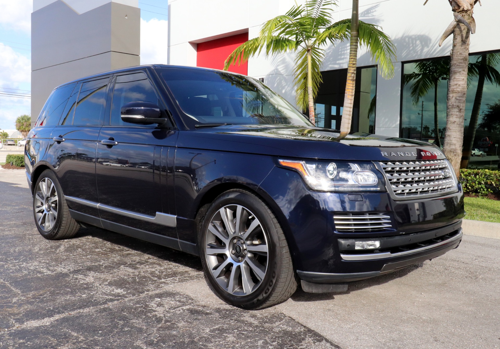 Used 2017 Land Rover Range Rover Autobiography For Sale (76,900
