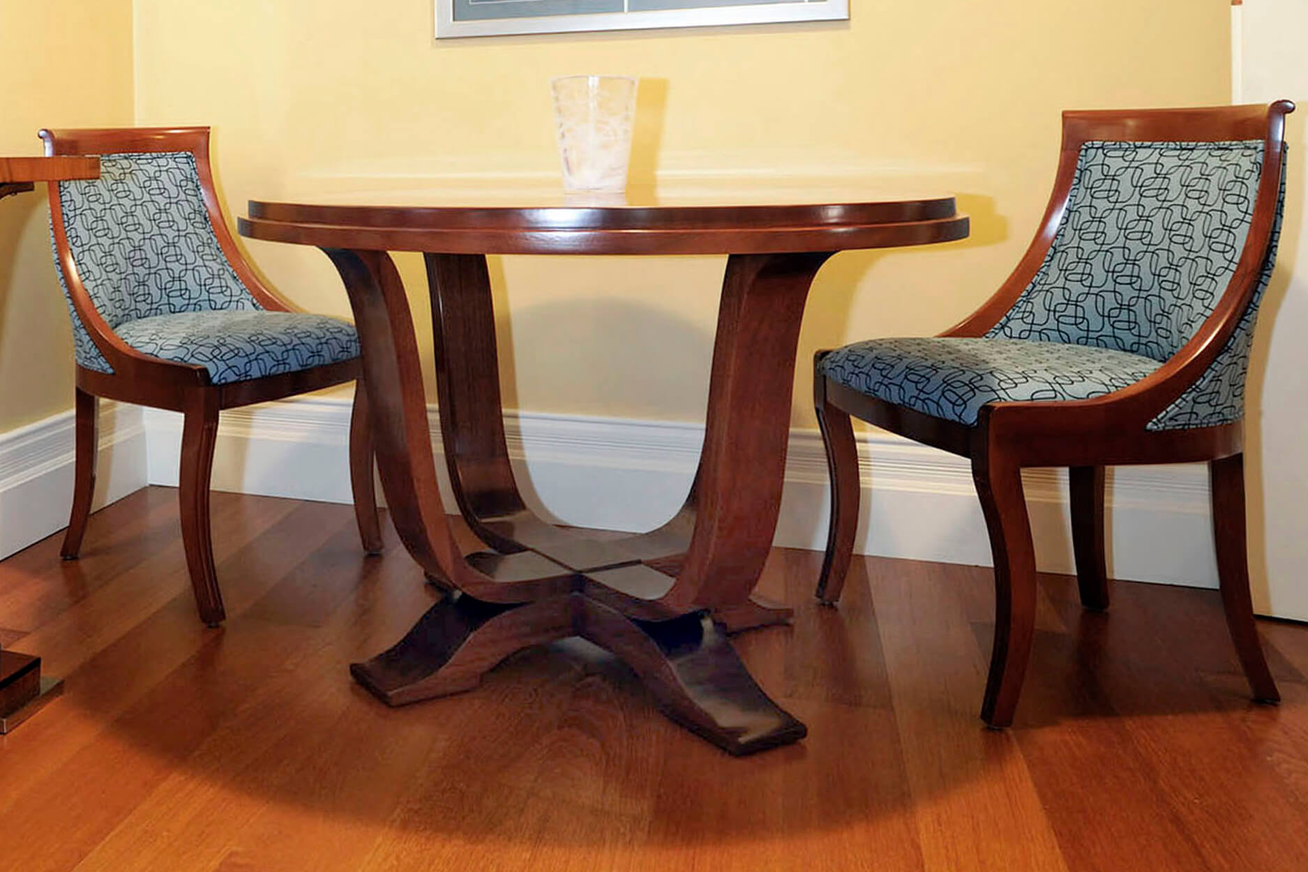 Art Deco Round Dining Table Luxury Interior Designer, Mark Alexander