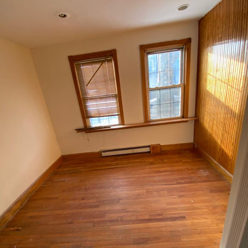 3 Bedrooms RENOVATED Spacious in Mount Vernon Marked Realty