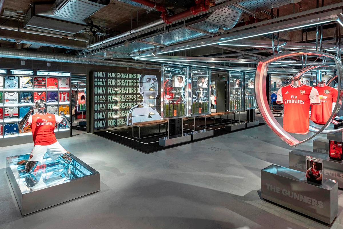 Top 10 Best Luxury Brand's Retail Displays In The World Marketing Mind