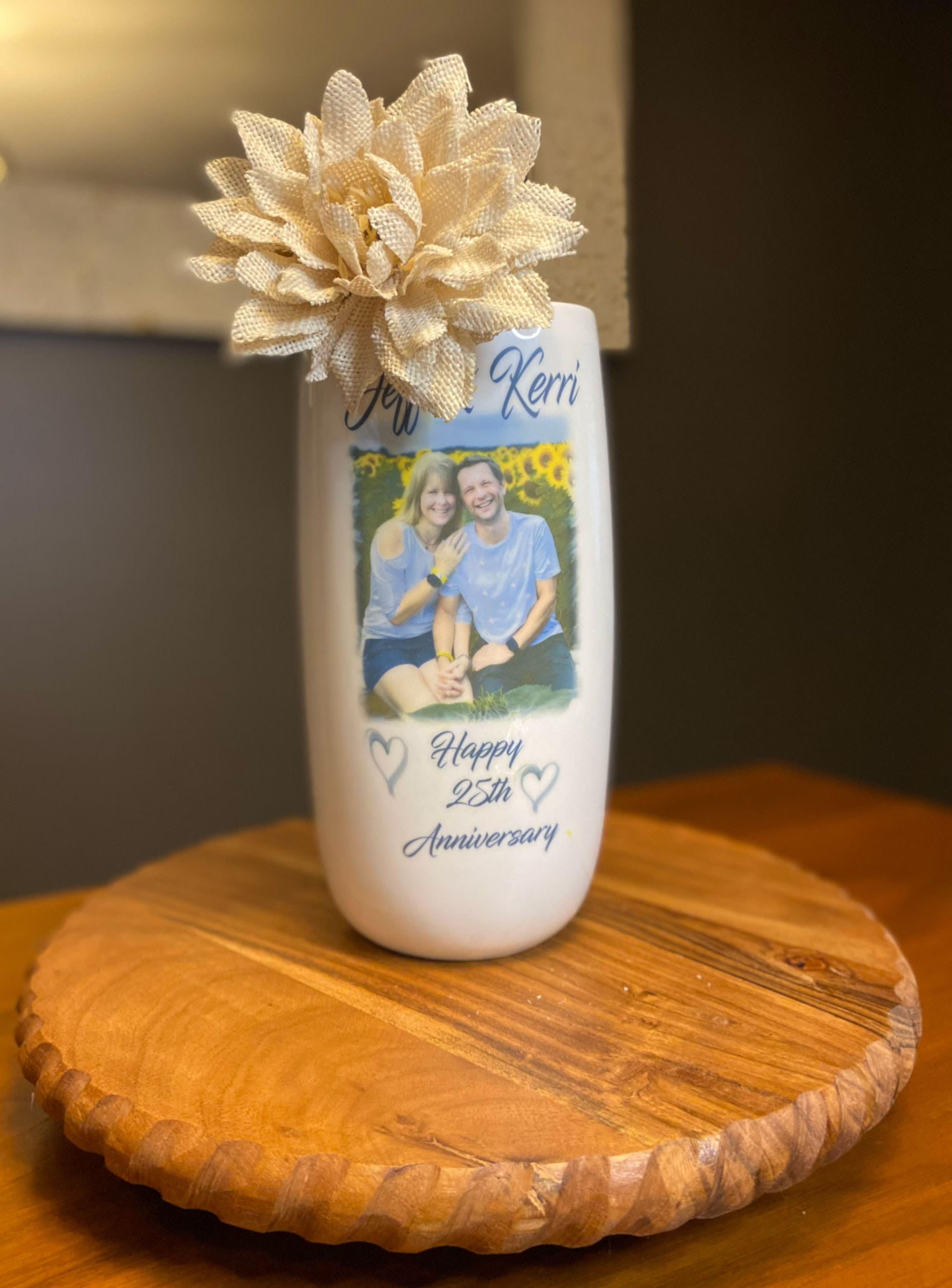 Personalized Vase Capturing Memories in Elegant Porcelain