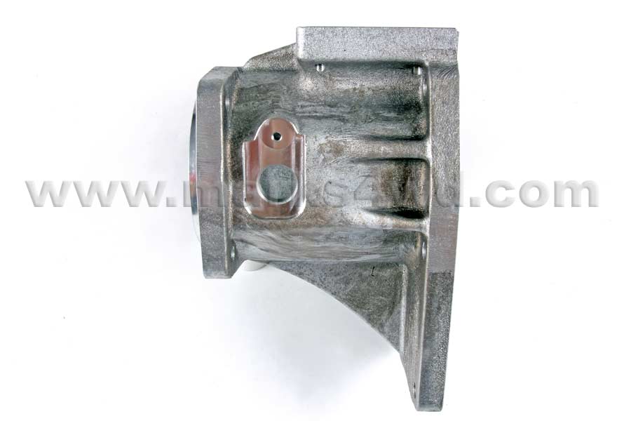 Transfer Case Adaptor 4L60E to Hilux 5Speed Marks 4WD