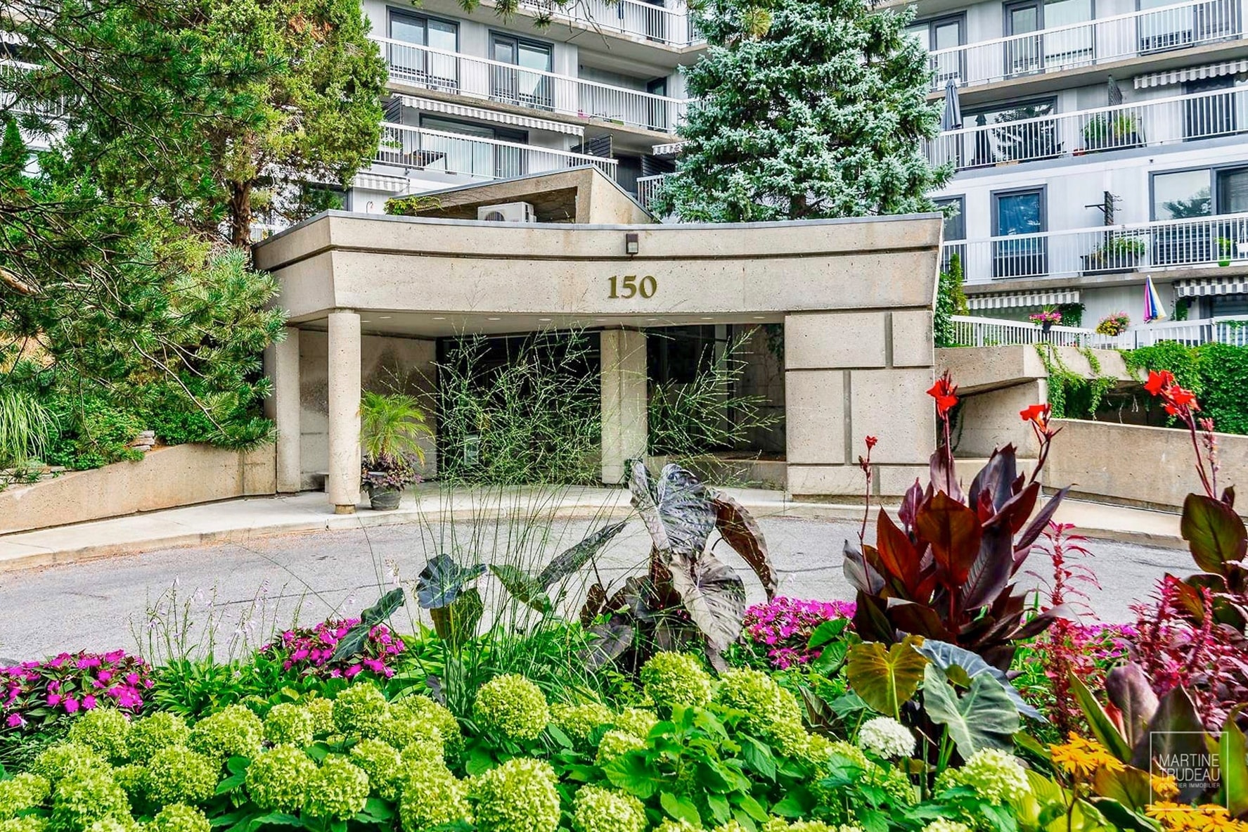 Nuns’ Island townhouses, singlefamily homes and condominiums