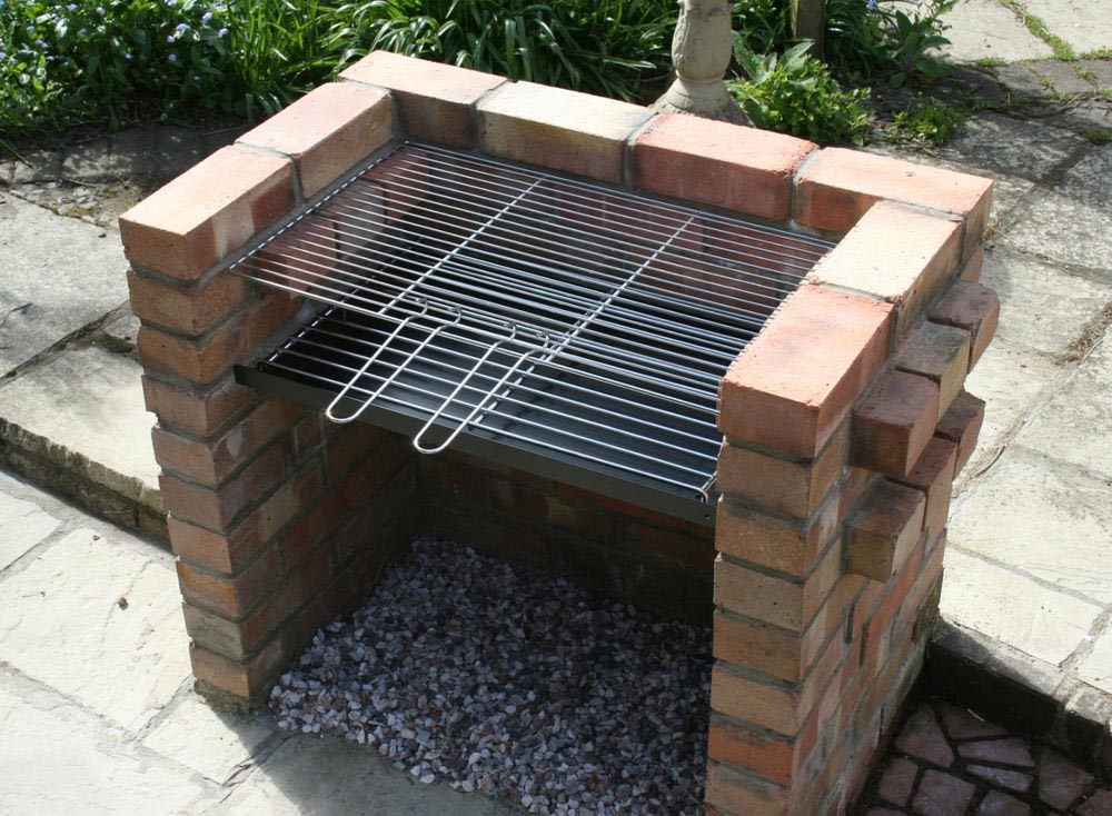 Martin Plant Hire DIY Guide How to build your own BBQ pit