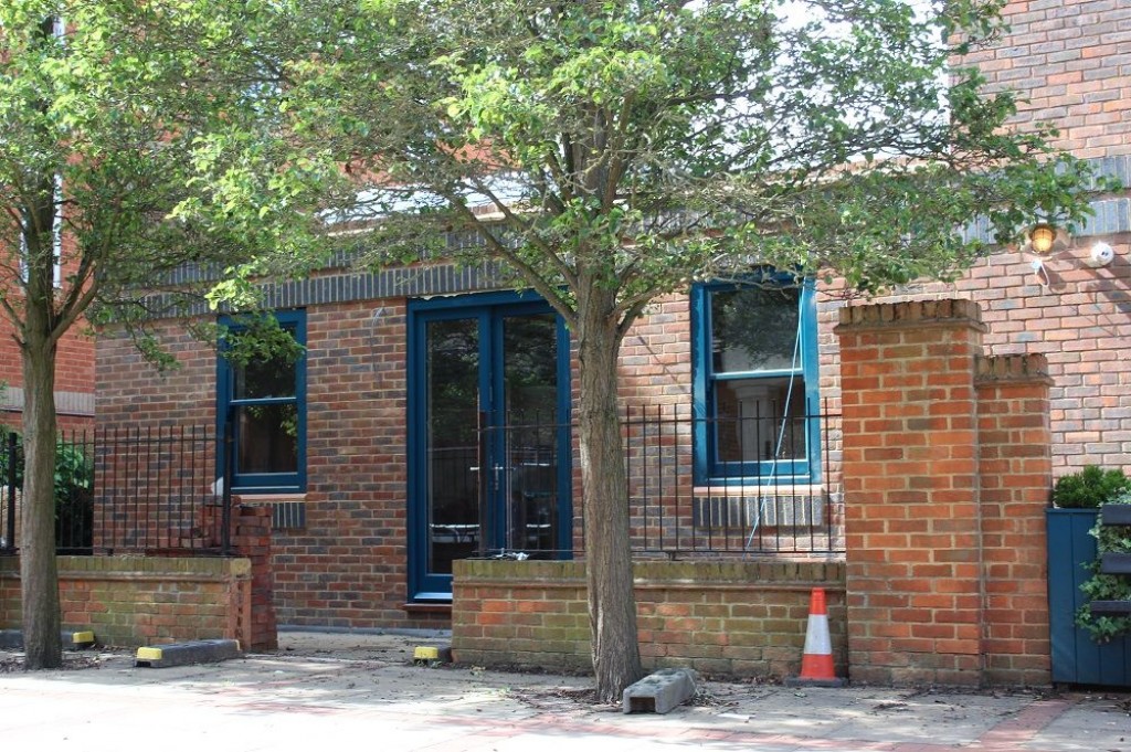 Old Row Court, Rose Street, Wokingham, Shop