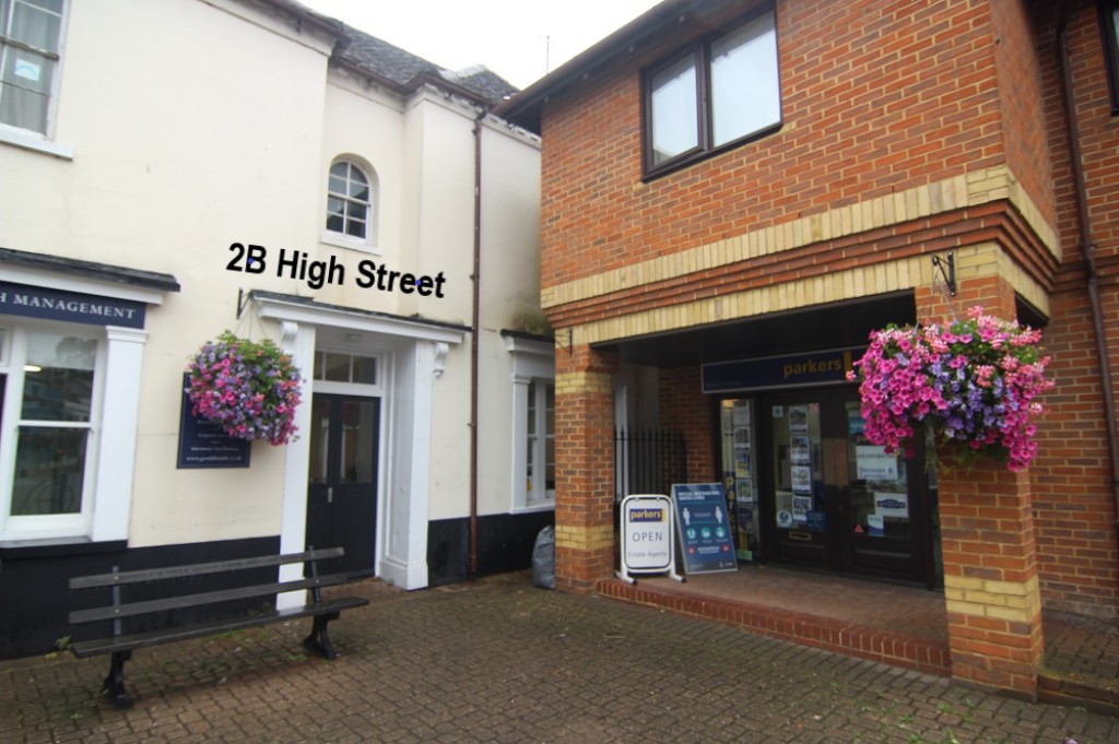 High Street, Twyford, Shop