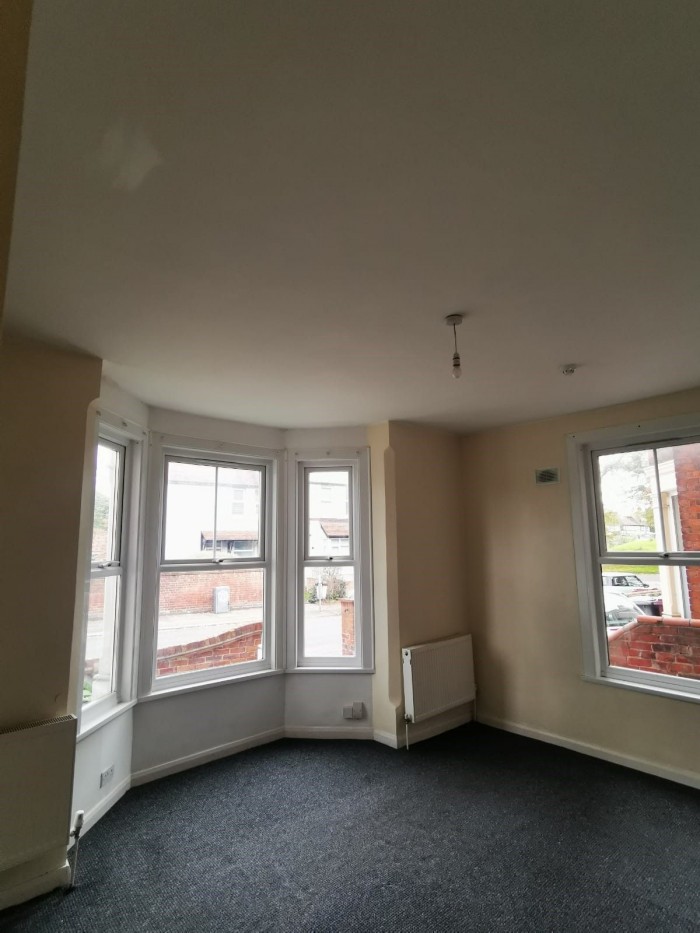 Waverley Road, Reading, 6 bedroom, SemiDetached