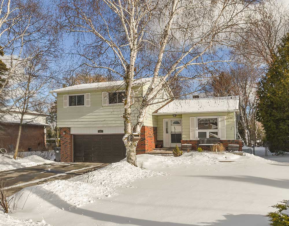 Caledon 3 Bedroom Home For sale on Mature Lot KLEIN