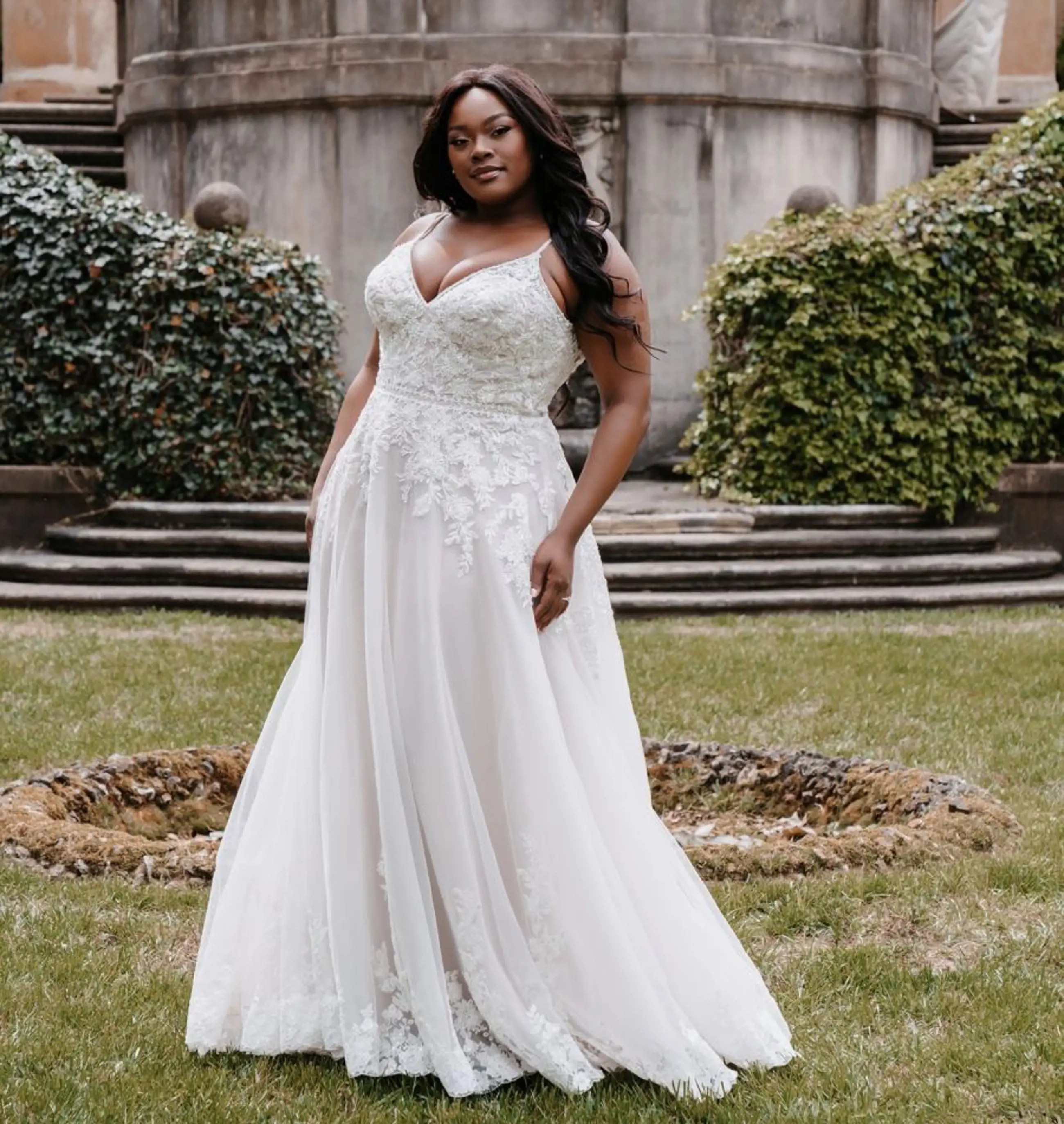 What to Expect In Bridal Stores When Shopping for Plus Size Wedding Dresses