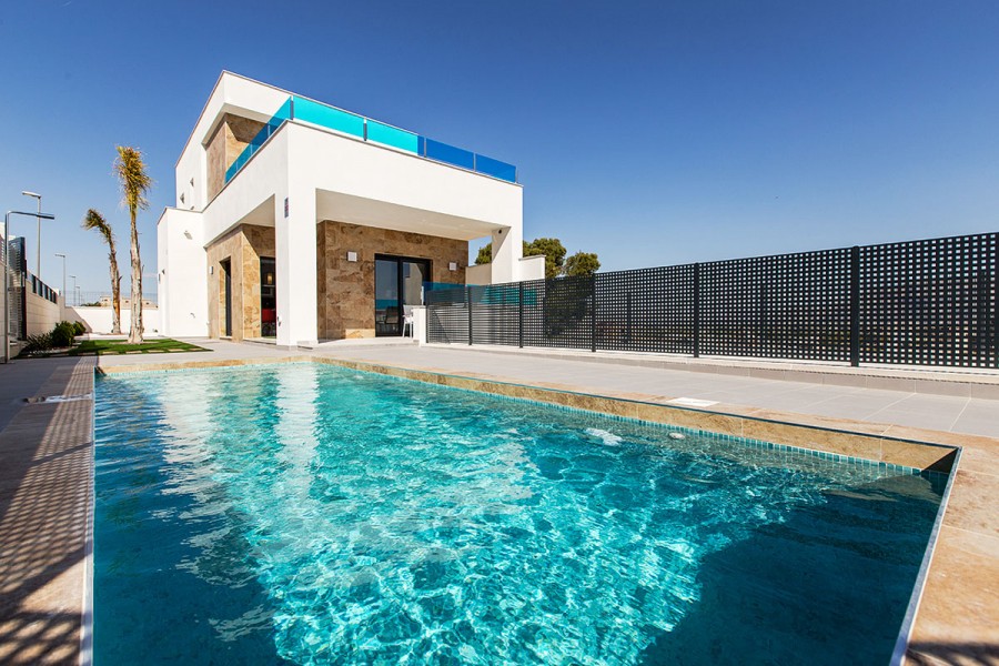 Villas for sale in Spain with a private pool, MASA International