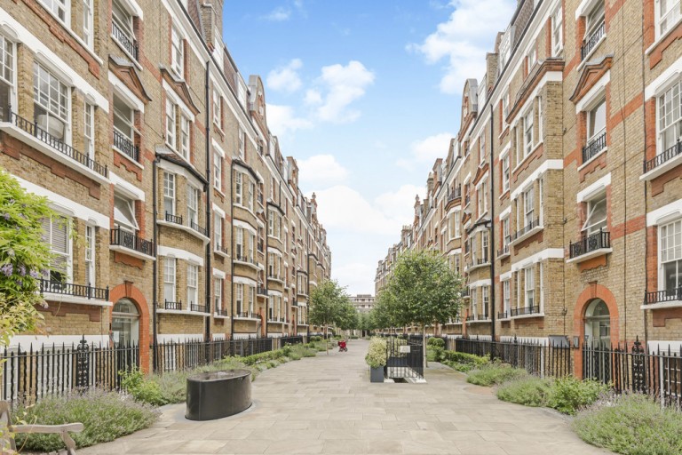 Marlborough, 61 Walton Street, 1 bedroom, Apartment