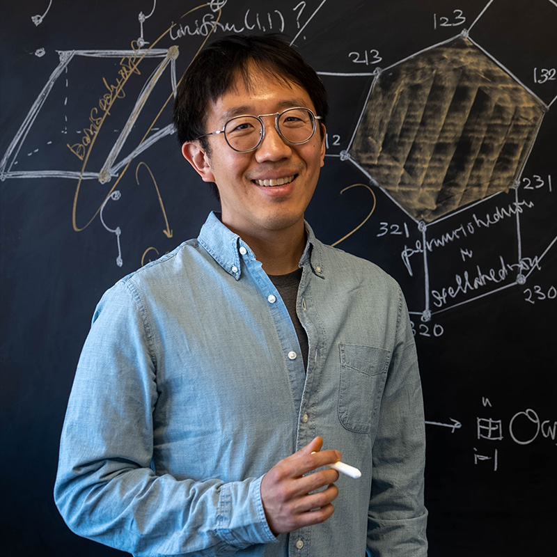 Fields Medals 2022 International Mathematical Union (IMU)