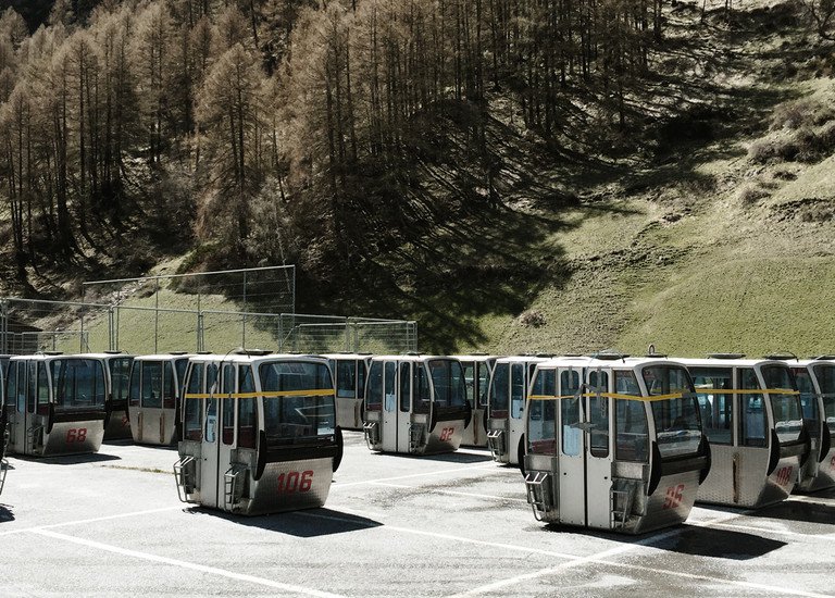 Latest Photos of the New Gant Chairlift in Zermatt Matterhorn Chalets