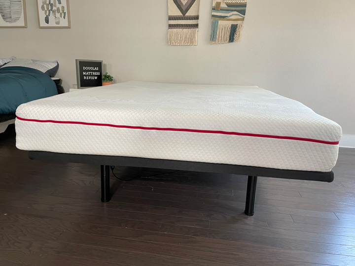 Douglas Mattress Review (2024) Mattress Clarity